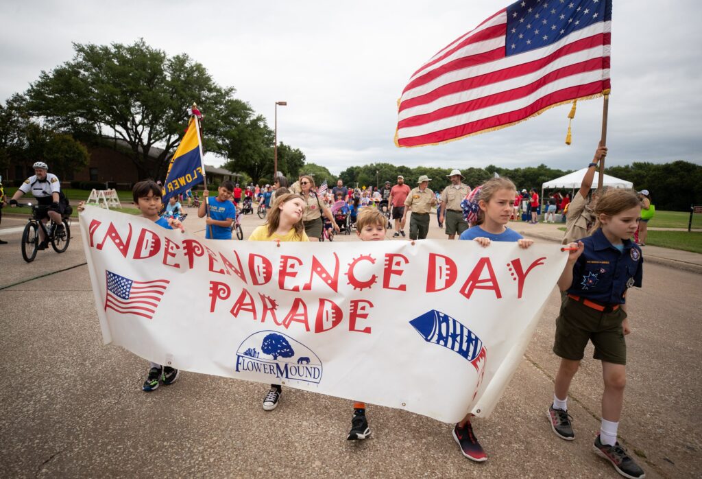 Bahai Community Flower Mound 4th of July Prade